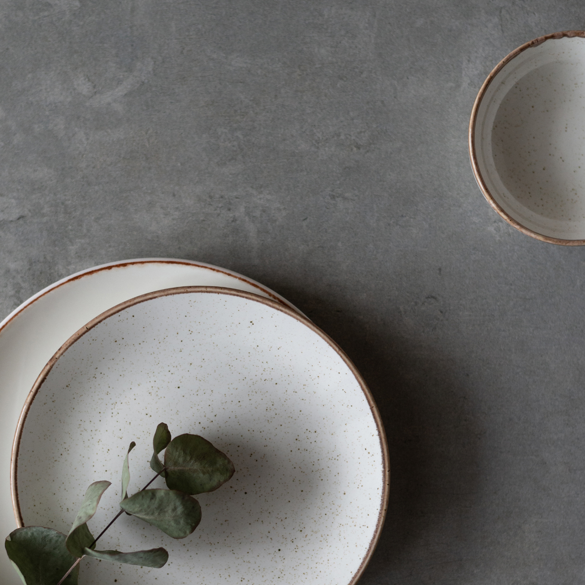 Dinnerware & Drinkware