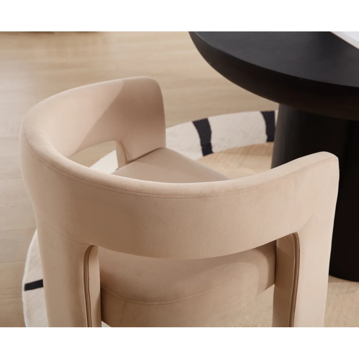 Eris Sculptural Armchair