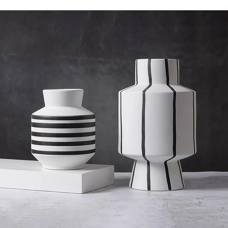 Strava Monochrome Vase Set