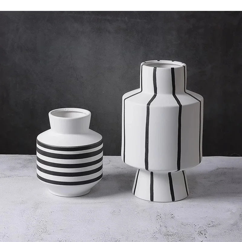 Strava Monochrome Vase Set